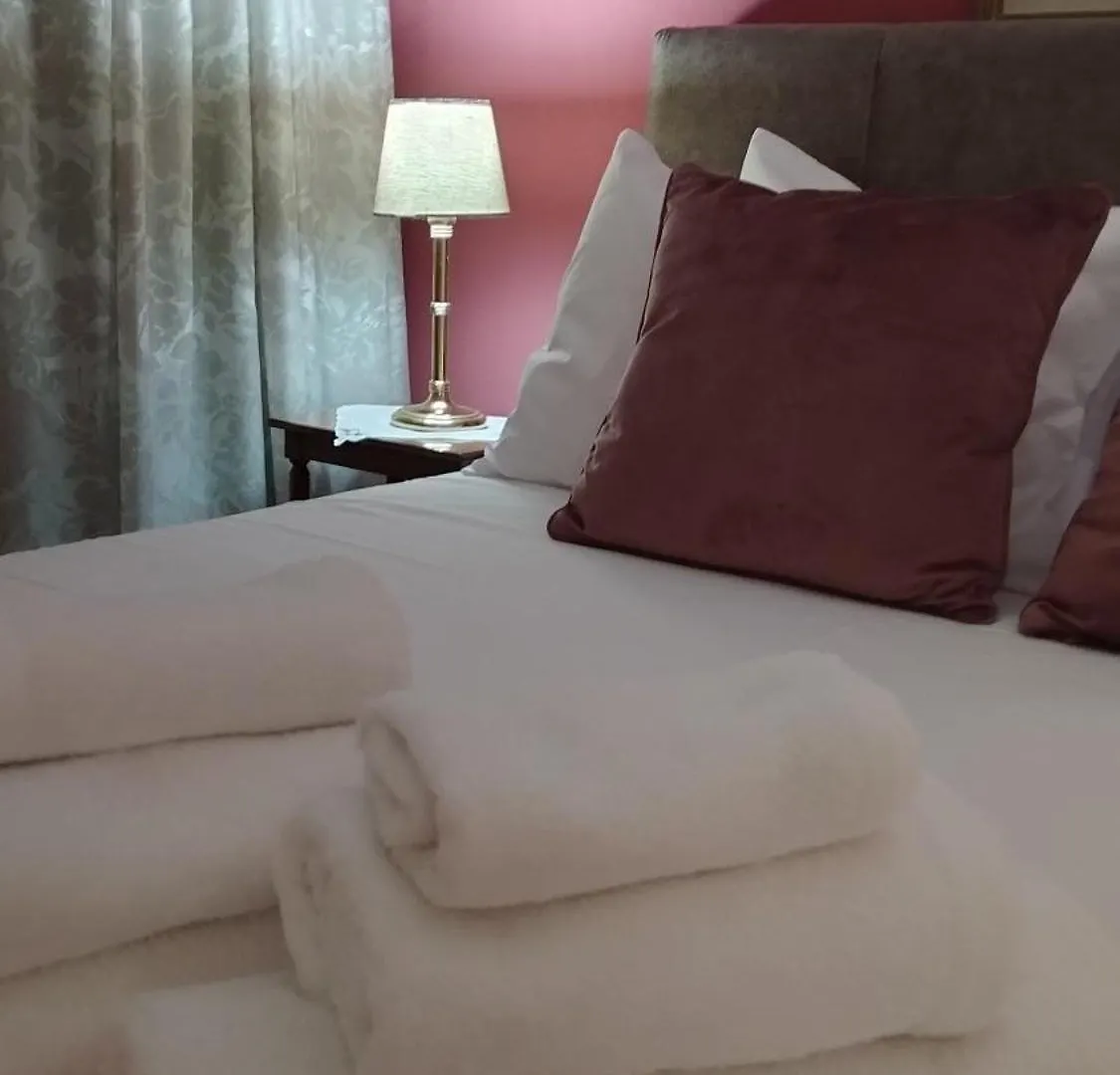 Elegant Apartment With Beautiful Panoramic View Salonic