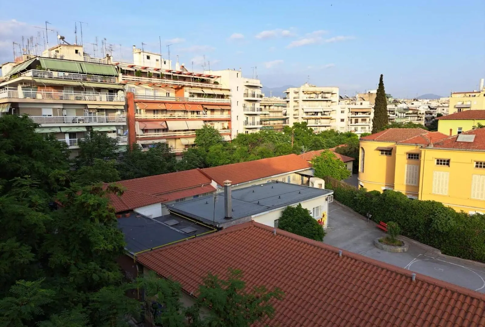 Elegant Apartment With Beautiful Panoramic View Salonic